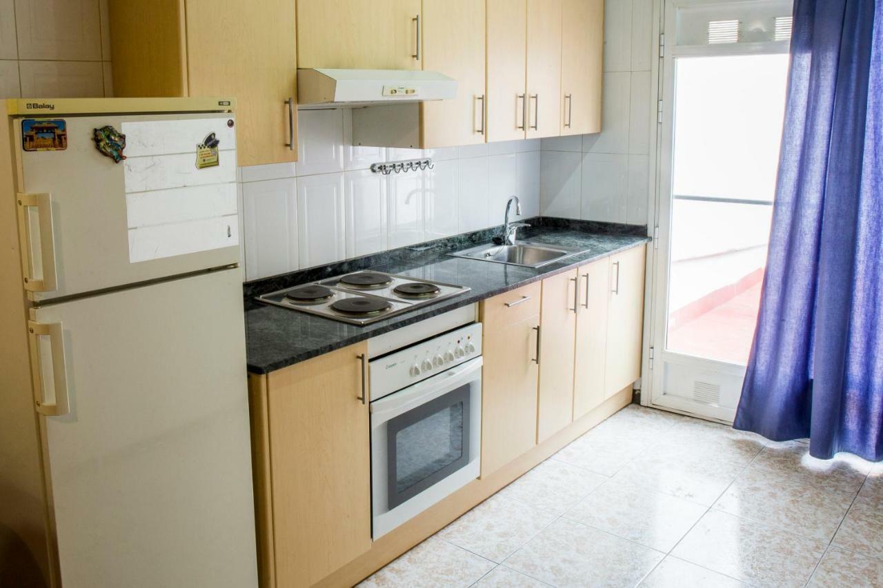 Reus Apartments Bagian luar foto